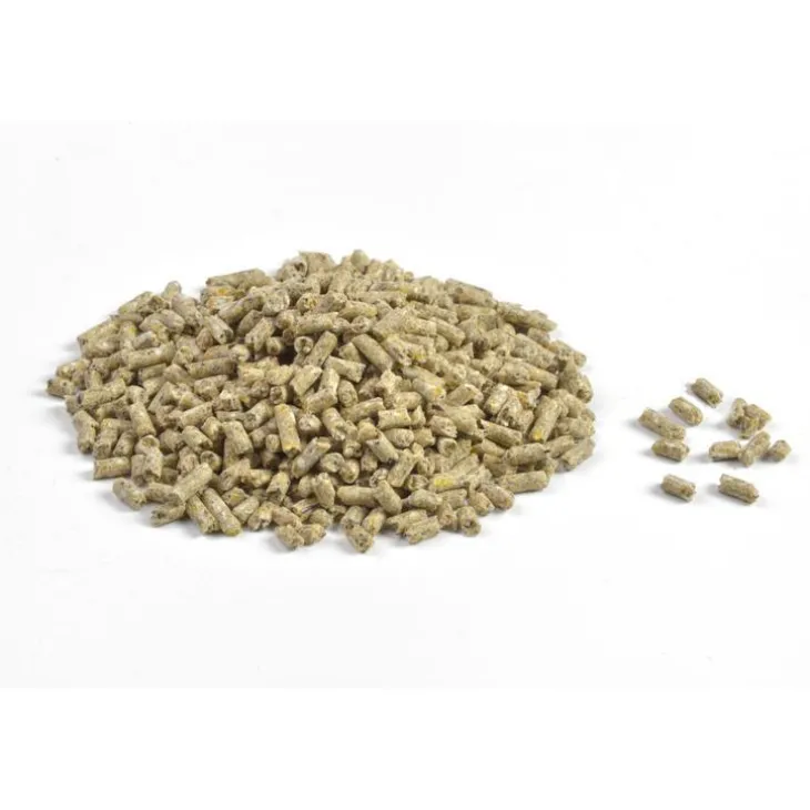 Aliment complet de croissance pour volaille en sac jaune de 8 kg