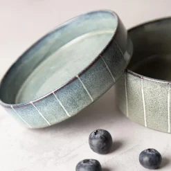 Gamelle pour chat en grès coloris gris avec rayures Reactive Glaze Scruffs - 13 x 13 x 3 cm