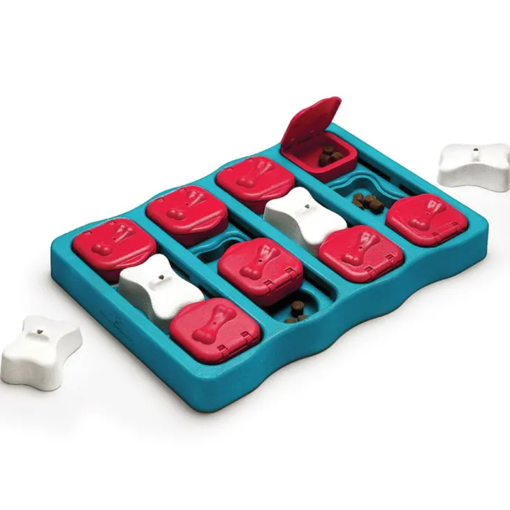 Jeu d'intelligence pour chien coloris multicolore Nina Ottosson Treat Brick niveau 2