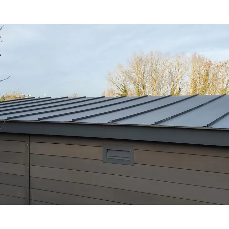 Option toiture bac acier pour abri Green Outside Cannes
