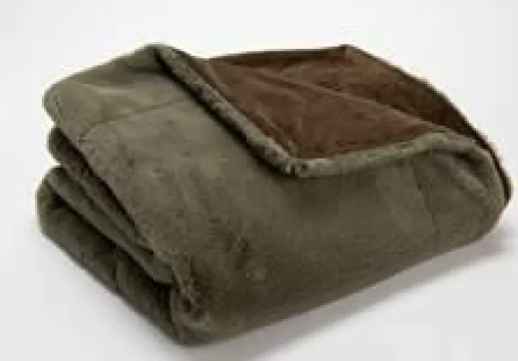 Plaid vert kaki en polyester Luxe - 130 x 170 cm