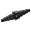 Raccord universel pour tuyaux