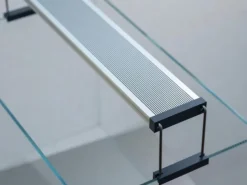 Rampe LED spéciale aquarium d'eau douce TWINSTAR - modèle Light 20B II