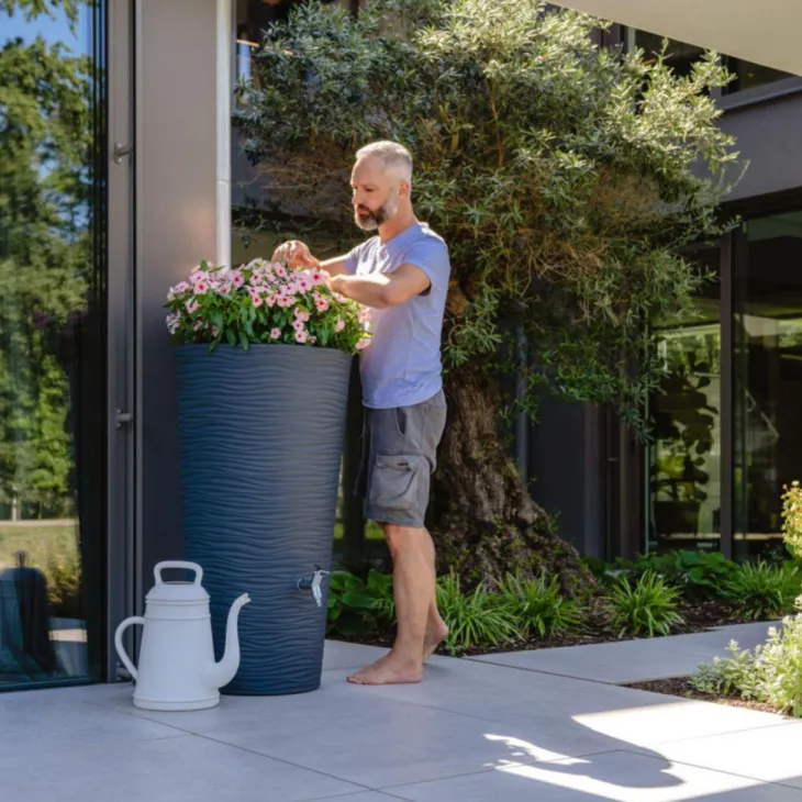 Réservoir d’eau gris graphite avec bac à plante Graf Natura – 210 L