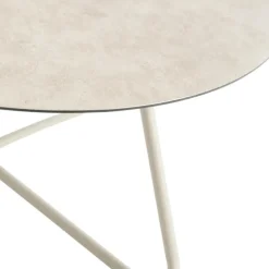 Salon de jardin en acier coloris beige Iris - 4 éléments (canapé, table basse et deux fauteuils)