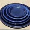 Soucoupe en terre cuite émaillée bleu Nuit étoilée Les Poteries d’Albi - Ø 28 cm