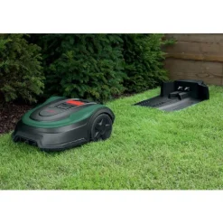 Tondeuse robot gamme Indego XS 300 Bosch® - jusqu'à 300 m²