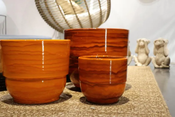 Vase en terre cuite émaillée orange Savane Les Poteries d’Albi Rebord - Ø 35 x H 33 cm